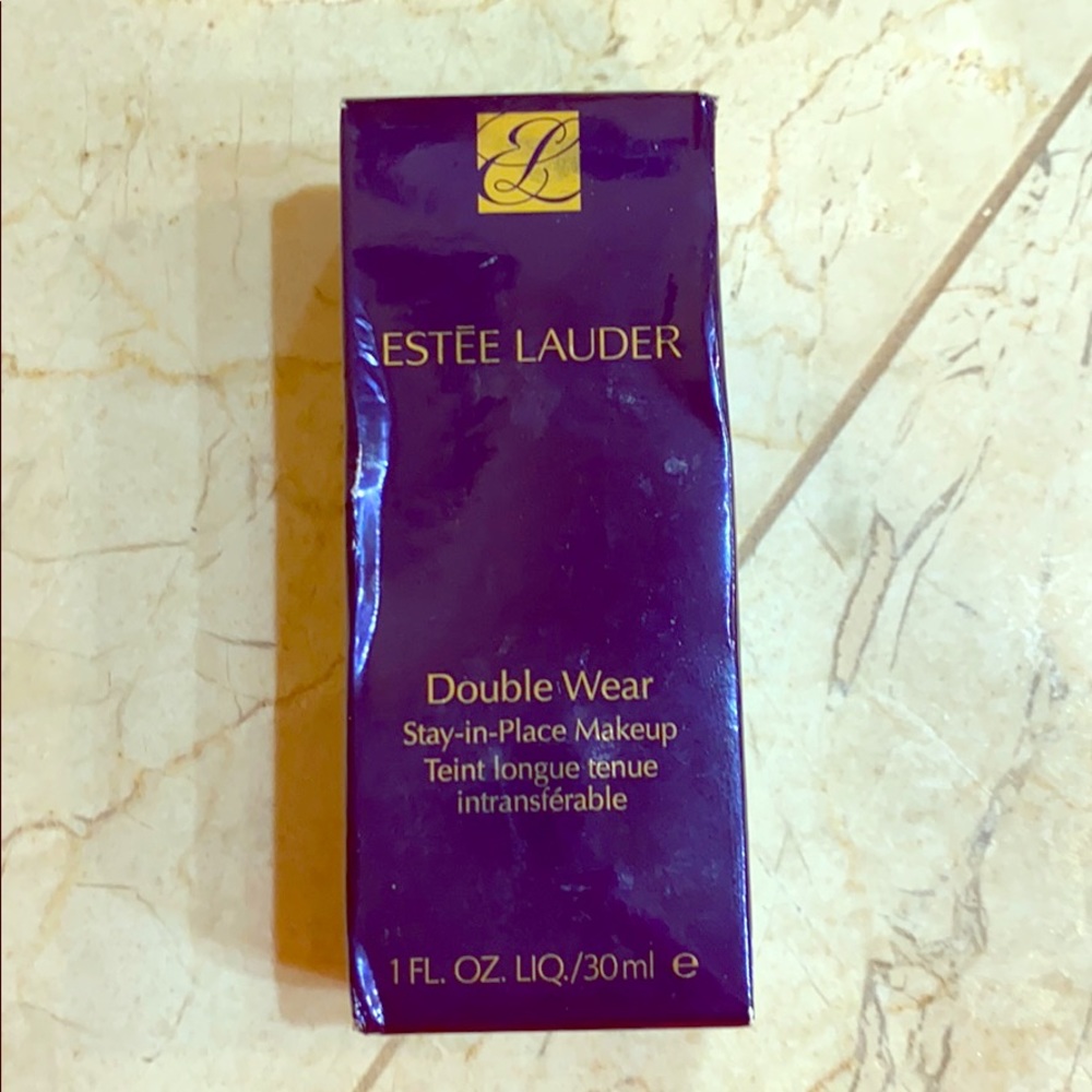 Estée Lauder Double Wear NEW IN BOX!!